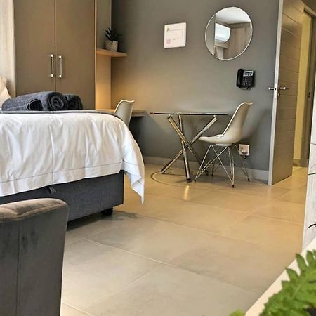 Unique Stay, The Den Apartments Stellenbosch Exteriör bild
