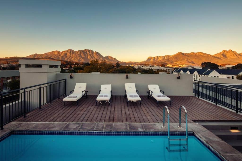 Unique Stay, The Den Apartments Stellenbosch Exteriör bild