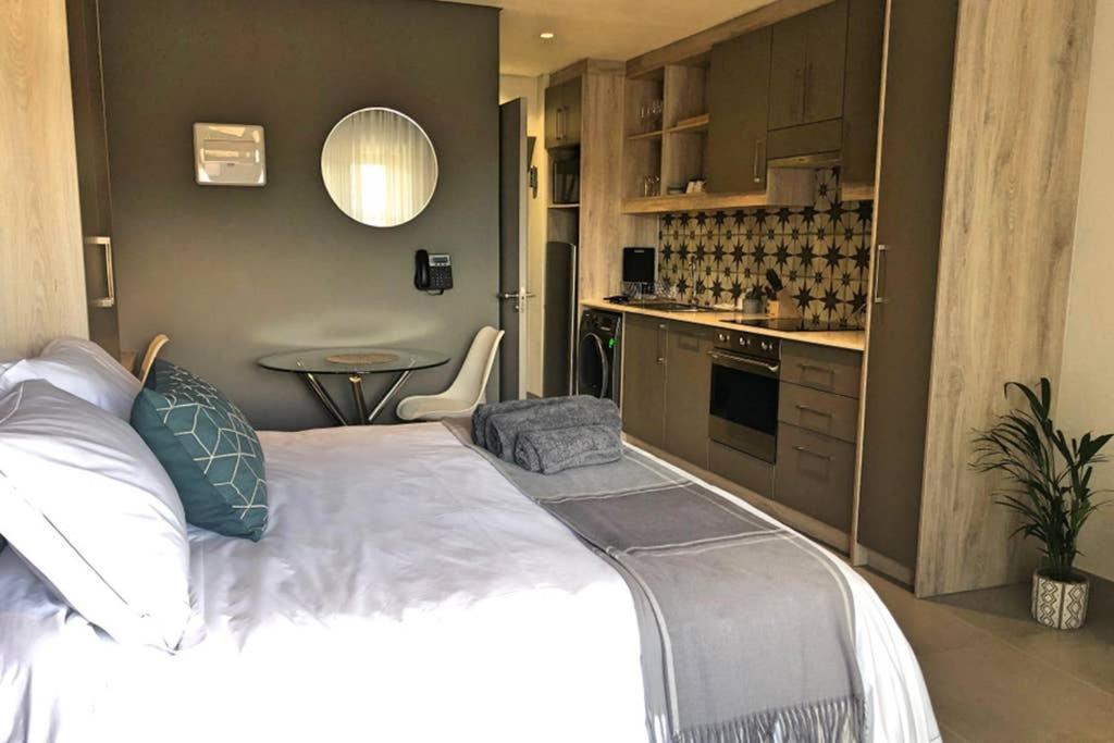 Unique Stay, The Den Apartments Stellenbosch Exteriör bild